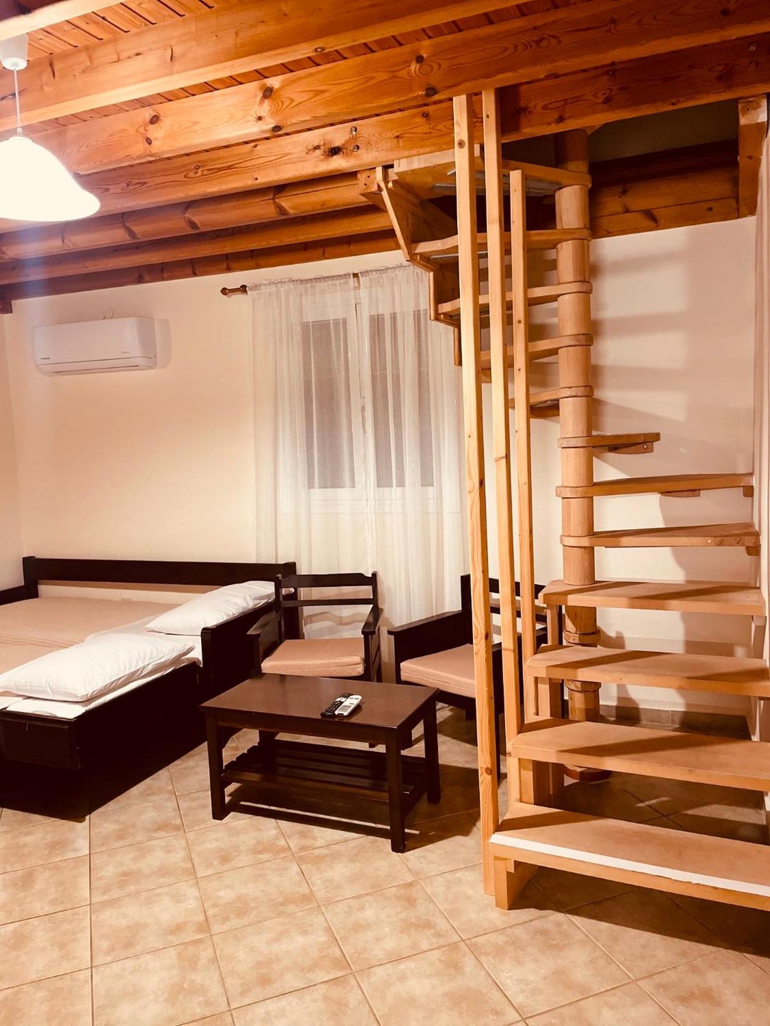 سبارتيا Theros Retreat المظهر الخارجي الصورة