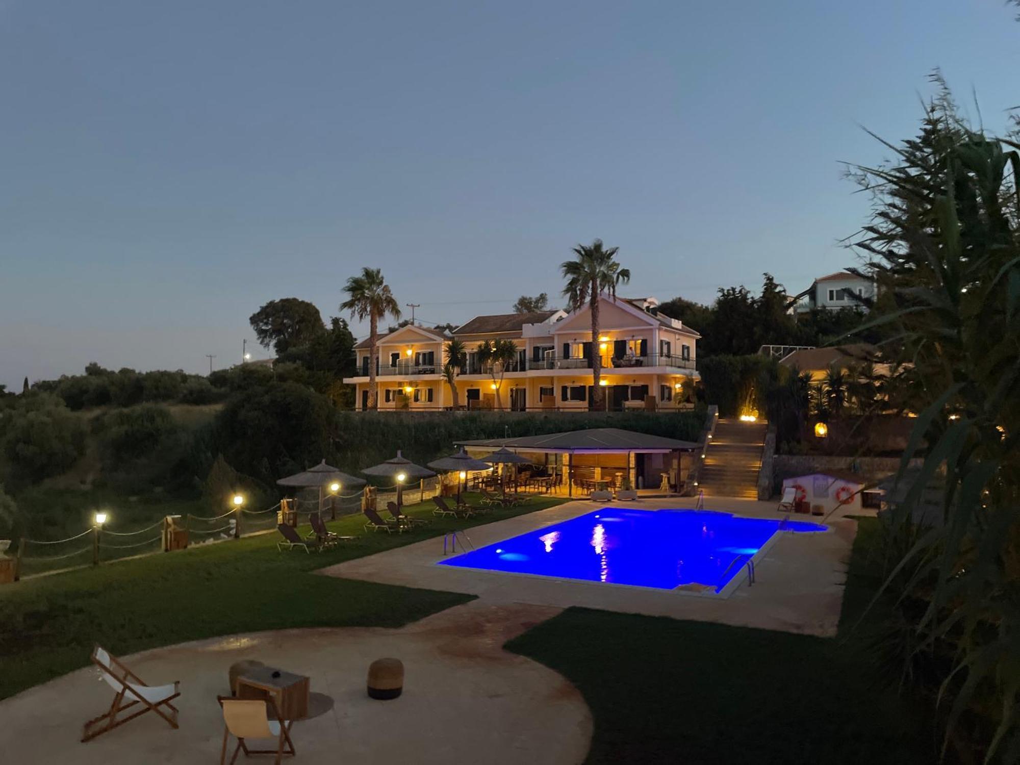 سبارتيا Theros Retreat المظهر الخارجي الصورة